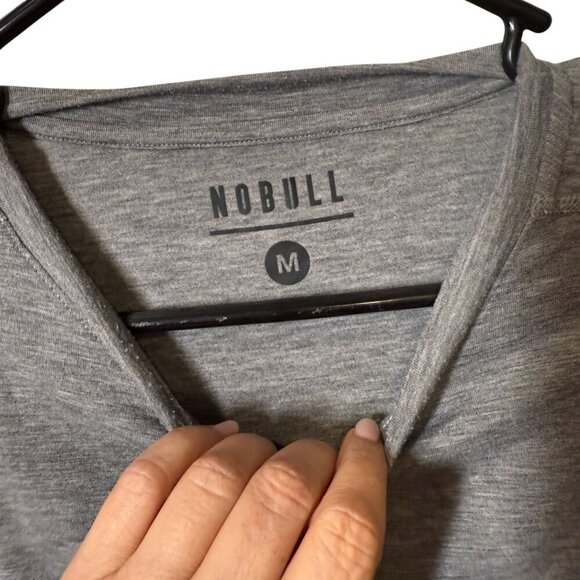 Nobull Gray Long Sleeve Athletic Shirt For Men Medium Lightweight Poly Blend Cas - Picture 3 of 6
